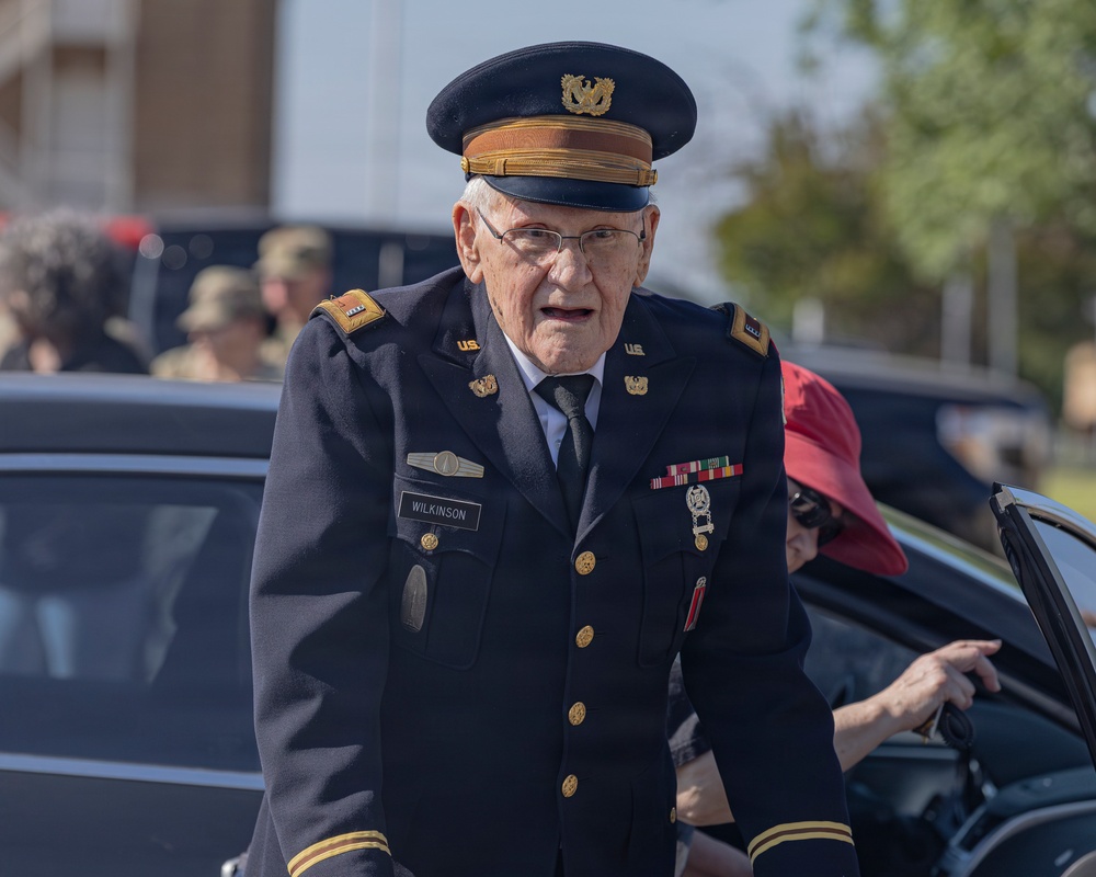 Fort Sill Soldiers and Marines Participates in Armed Forces Day Parade