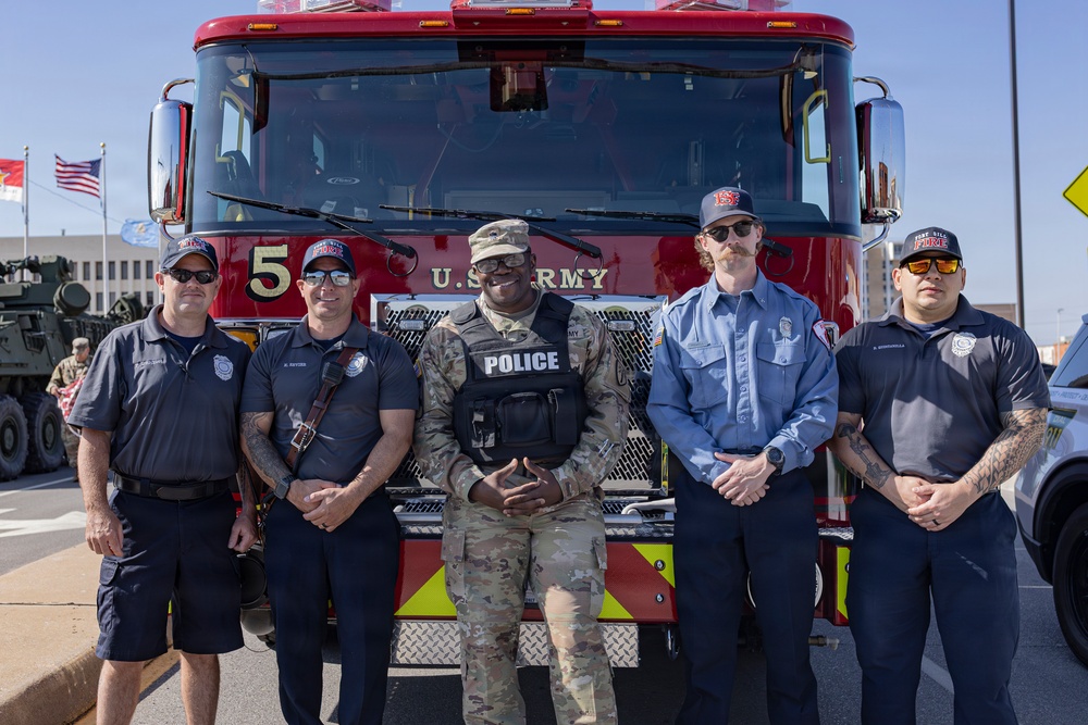 Fort Sill Soldiers and Marines Participates in Armed Forces Day Parade