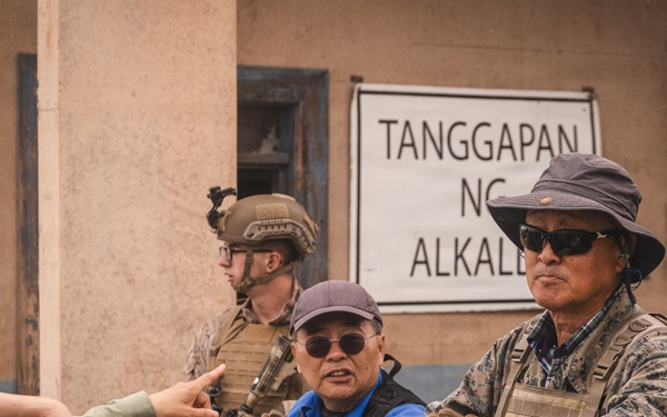 1st Intelligence Battalion executes infantry immersion training