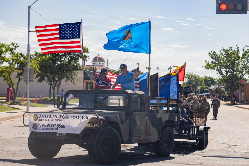 Fort Sill Soldiers and Marines Participates in Armed Forces Day Parade