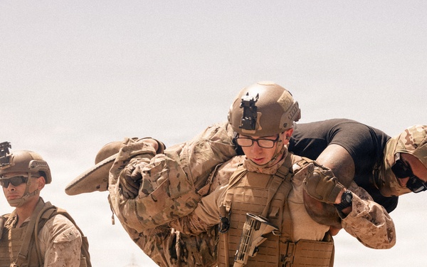 1st Intelligence Battalion executes infantry immersion training
