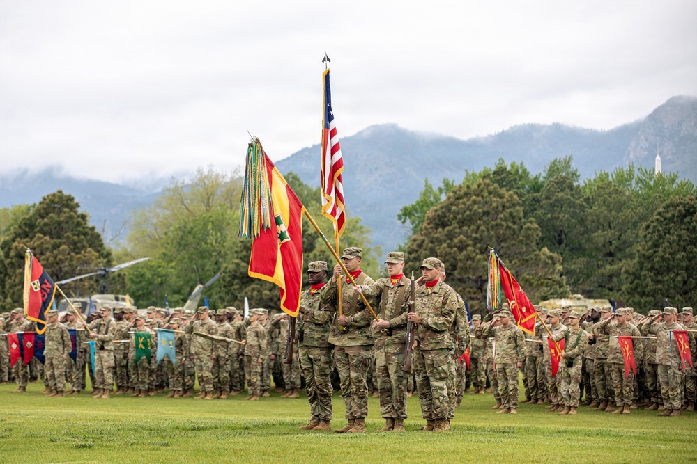 4th Infantry Division Artillery Relinquishment of Responsibility Ceremony