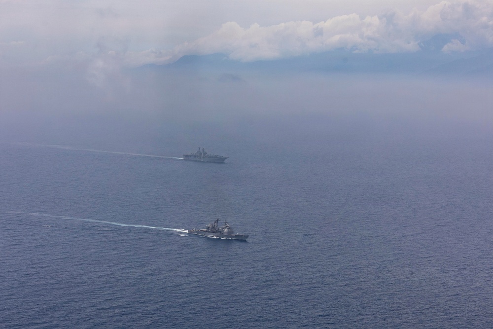 SOUTHCOM Visits USS Iwo Jima (LHD 7)