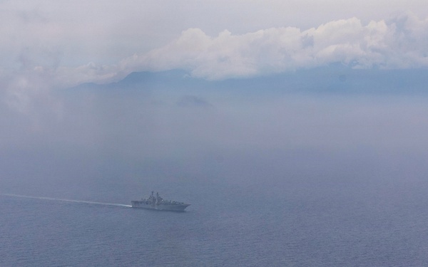 SOUTHCOM Visits USS Iwo Jima (LHD 7)