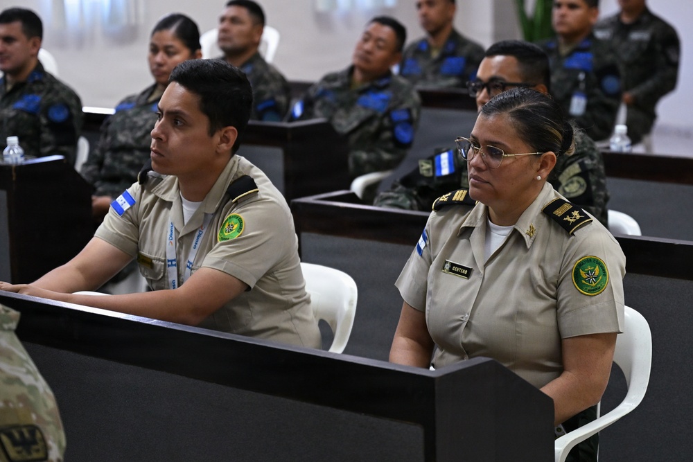 U.S., Honduran forces strengthen intelligence partnership during exchange in Tegucigalpa