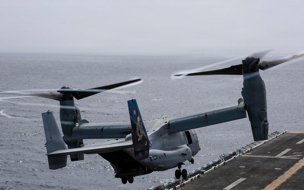 SOUTHCOM Visits USS Iwo Jima (LHD 7)