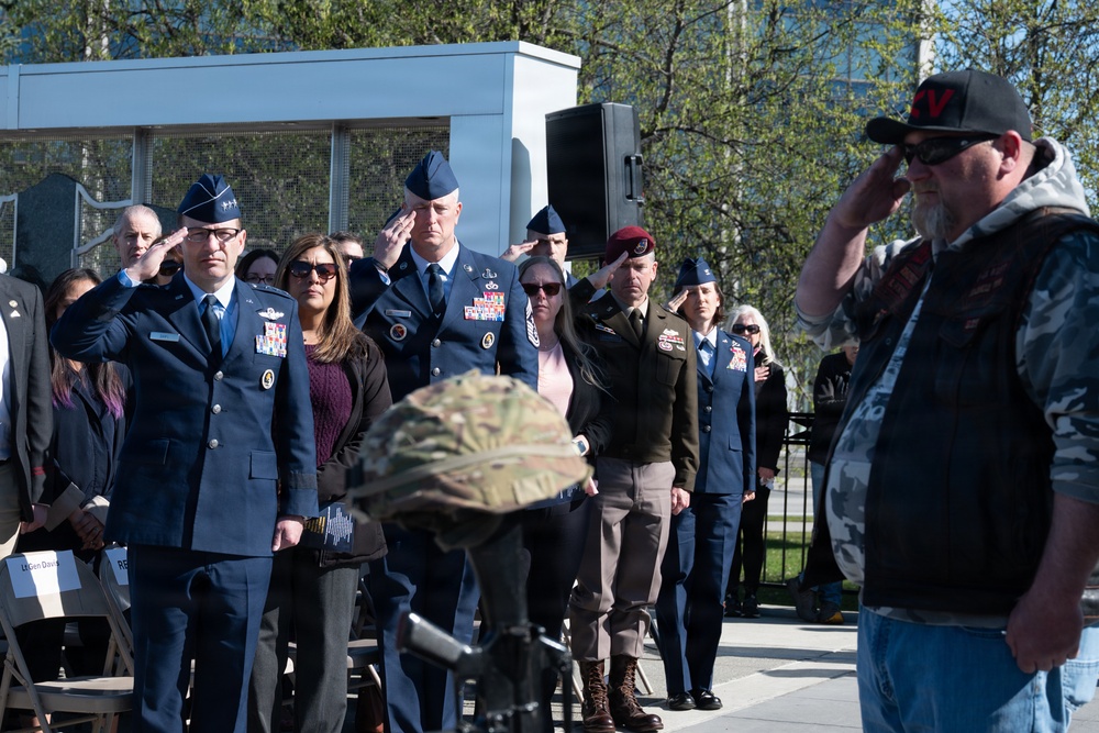 Anchorage Remembers Memorial Day ceremony