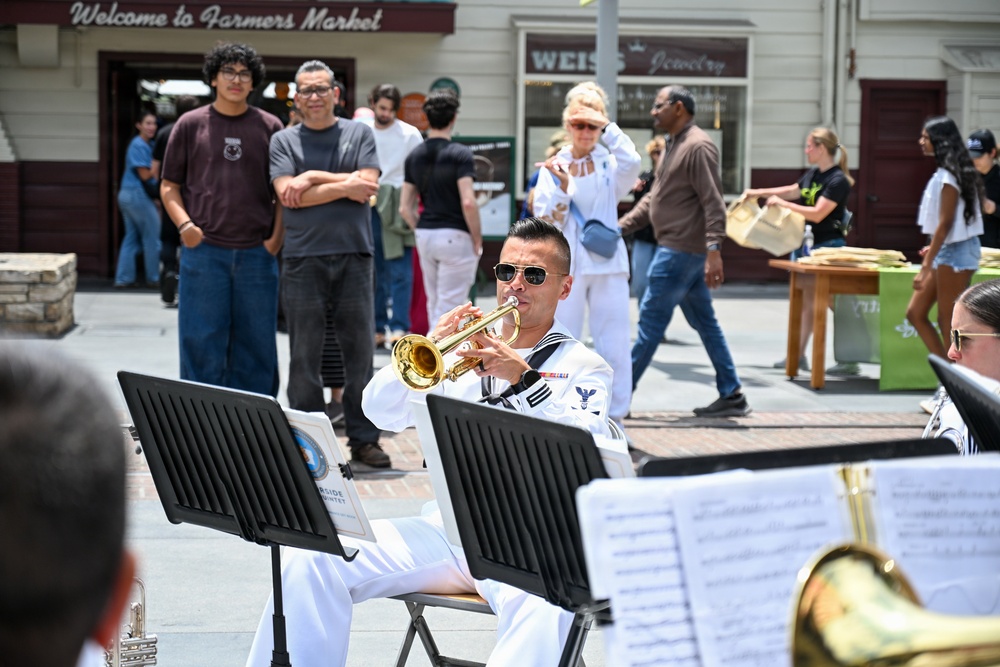 Navy Band Southwest Harborside Brass Quintet at Los Angeles Farmers Market