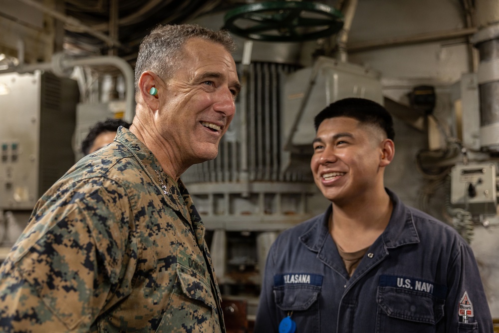 Gen. Francis L. Donovan, Commander, U.S. Southern Command, Visits USS Iwo Jima