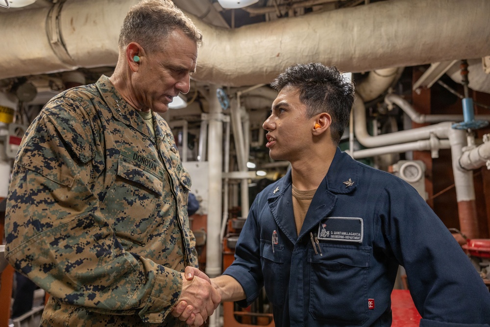 Gen. Francis L. Donovan, Commander, U.S. Southern Command, Visits USS Iwo Jima