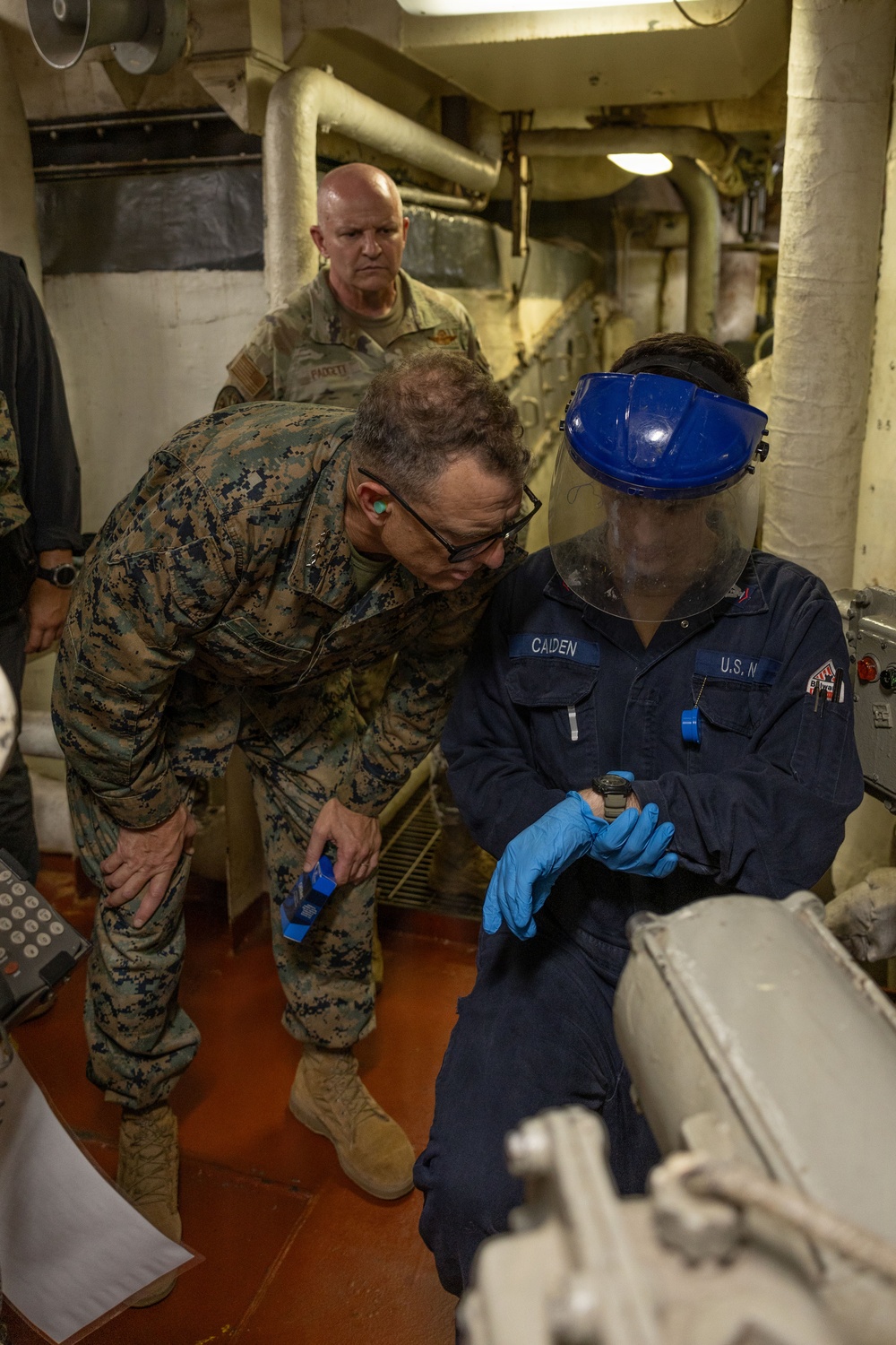 Gen. Francis L. Donovan, Commander, U.S. Southern Command, Visits USS Iwo Jima