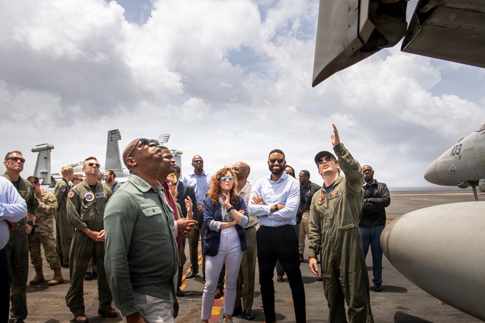 Grenada Prime Minister and Government Leaders Visit Nimitz