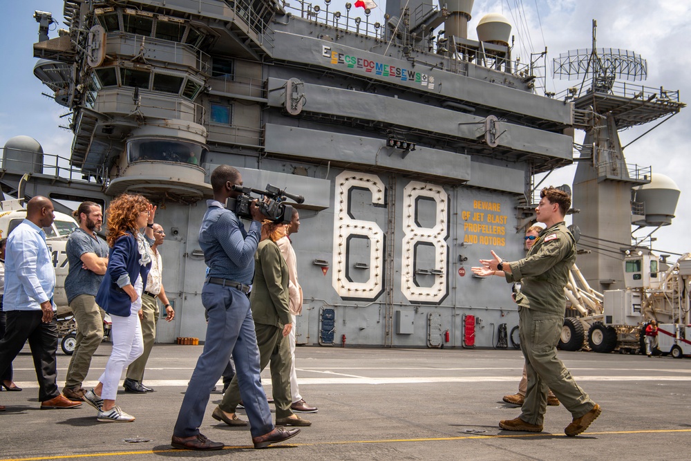 Grenada Prime Minister and Government Leaders Visit Nimitz