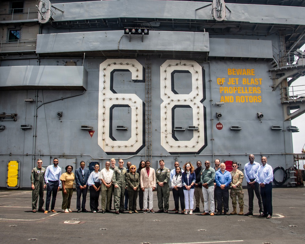Grenada Prime Minister and Government Leaders Visit Nimitz