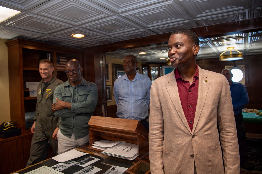Grenada Prime Minister and Government Leaders Visit Nimitz