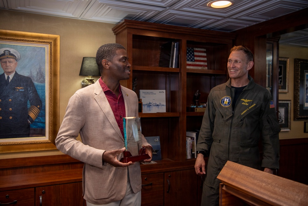 Grenada Prime Minister and Government Leaders Visit Nimitz