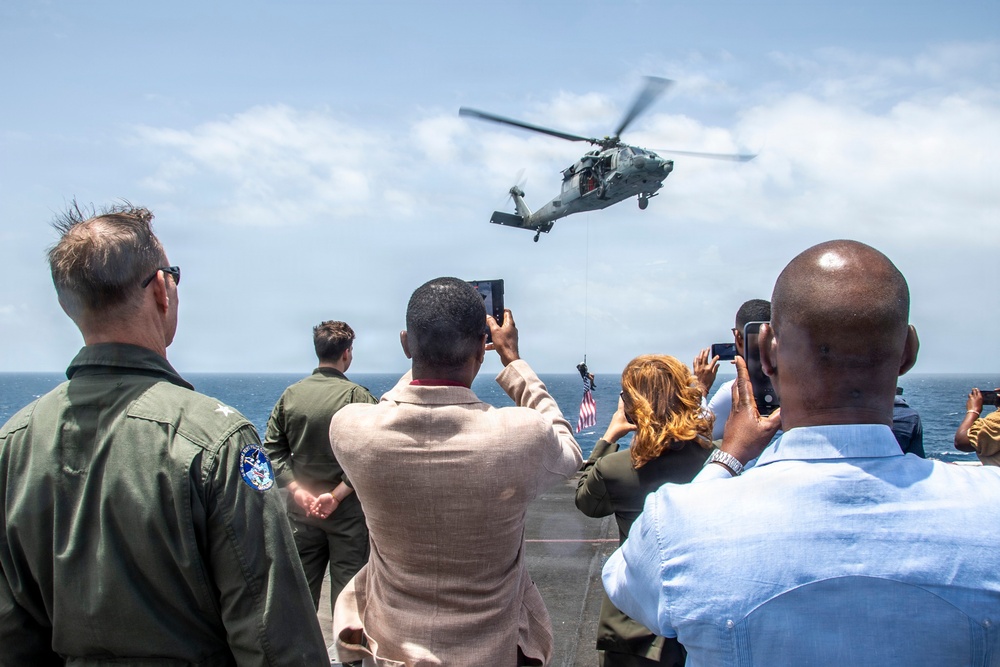 Grenada Prime Minister and Government Leaders Visit Nimitz