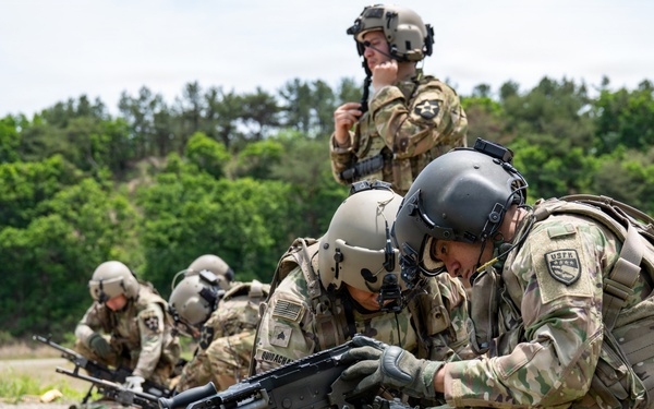 3-2 GSAB conducts Aerial Gunnery exercise