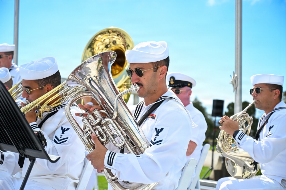 Navy Band Southwest at Green Hills Memorial Park