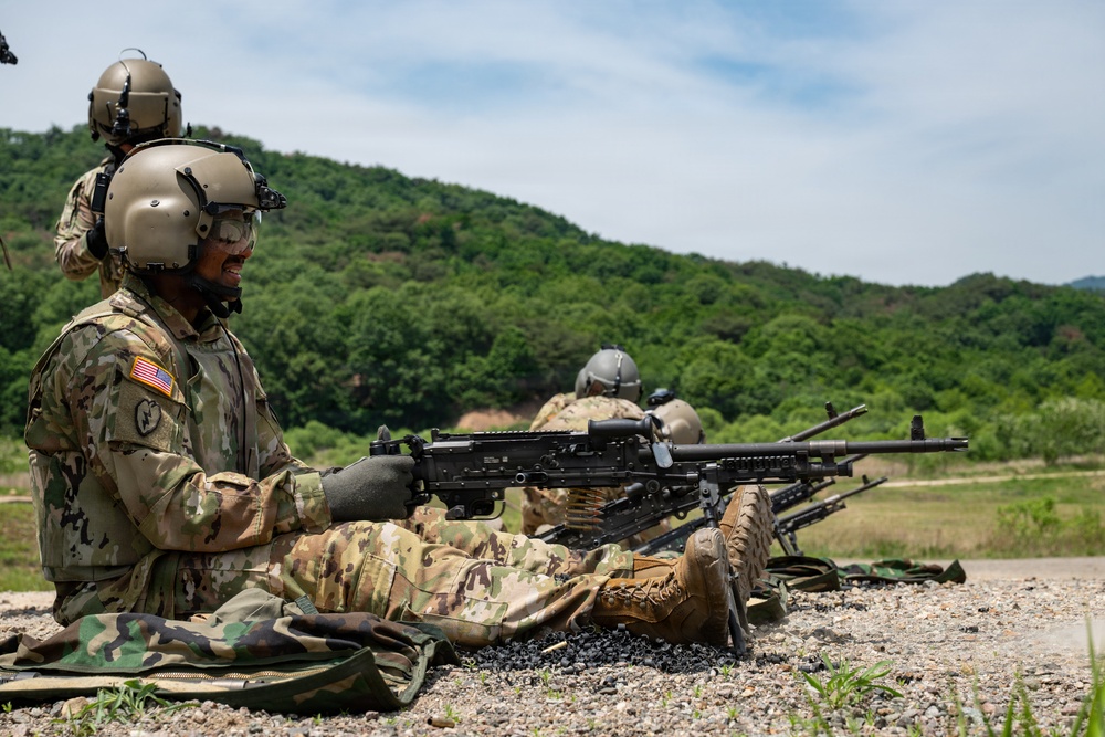 3-2 GSAB conducts Aerial Gunnery exercise