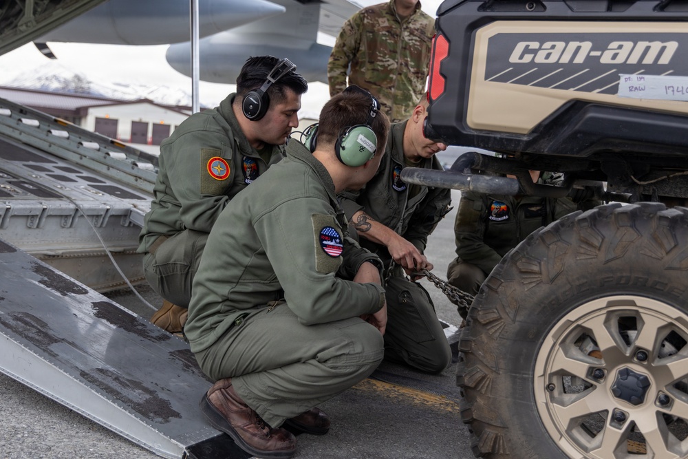 VMGR-152 executes flight operations