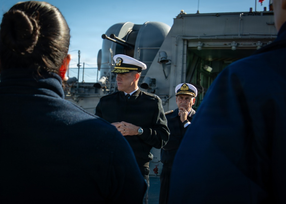 U.S. 4th Fleet Commander Strengthens Maritime Partnership During Argentina Visit