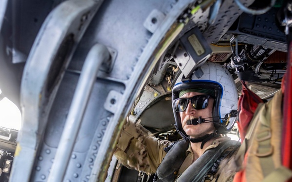 Gen. Francis L. Donovan, Commander, U.S. Southern Command, Visits USS Iwo Jima