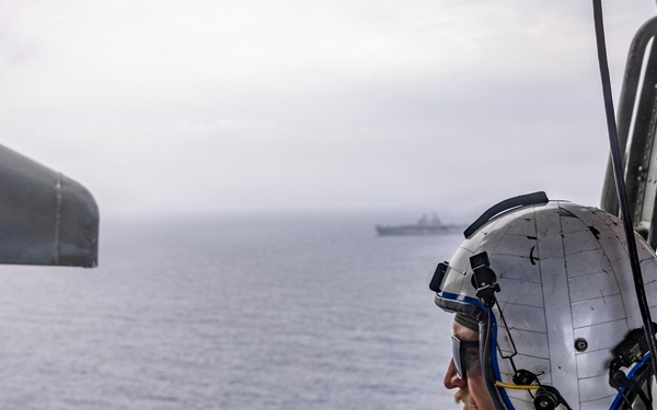 Gen. Francis L. Donovan, Commander, U.S. Southern Command, Visits USS Iwo Jima