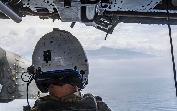 Gen. Francis L. Donovan, Commander, U.S. Southern Command, Visits USS Iwo Jima