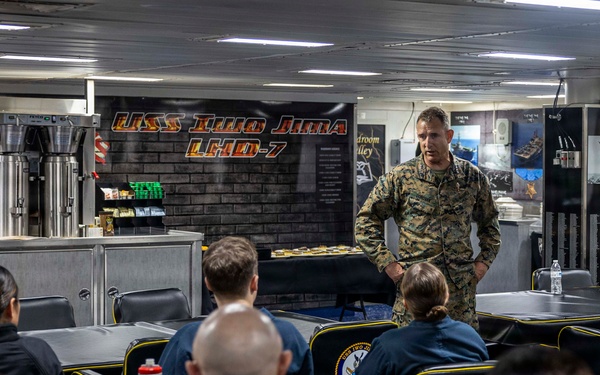 Gen. Francis L. Donovan, Commander, U.S. Southern Command, Visits USS Iwo Jima