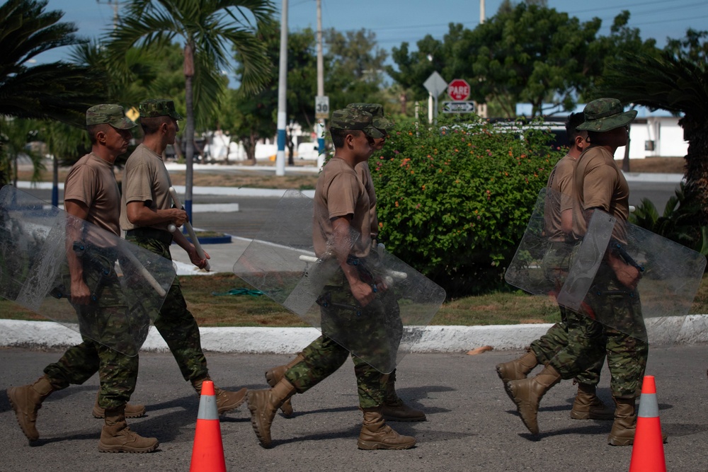 940th Military Police Company Conducts Exercise El Gato with Ecuadorian Armed Forces