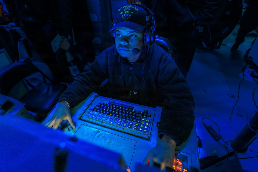 Combat Systems Training Team aboard USS Gonzalez (DDG 66)