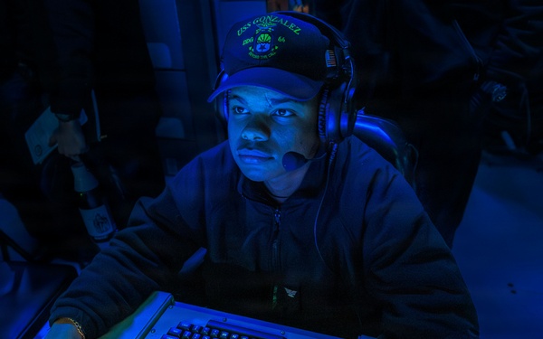 Combat Systems Training Team aboard USS Gonzalez (DDG 66)