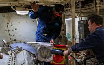 Engineering Training Team aboard USS Gonzalez (DDG 66)