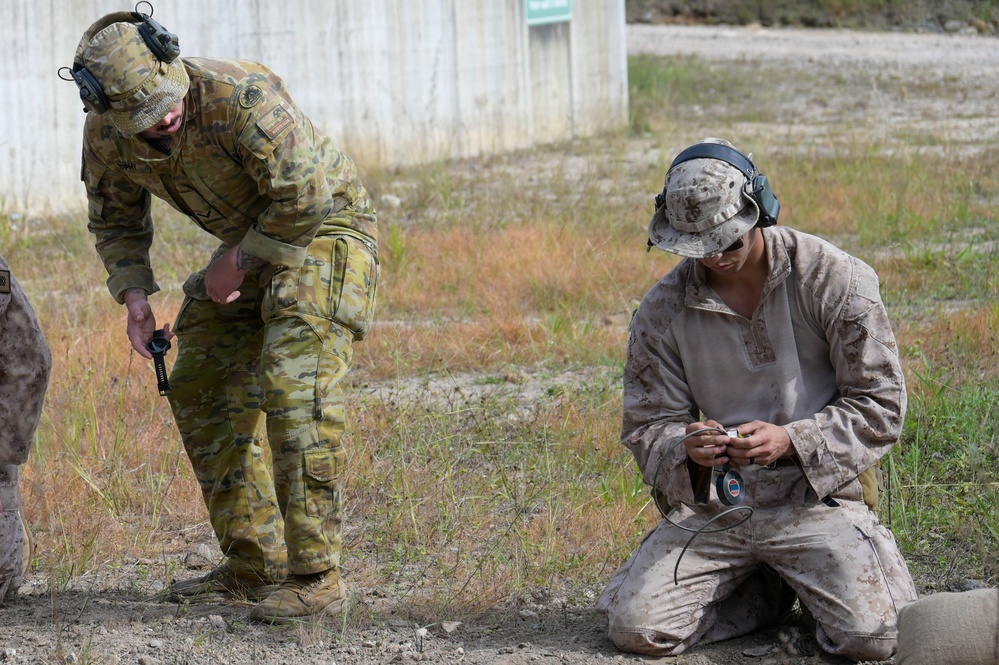 Wallaby Walk 26: MRF-D, ADF conduct demolition drills