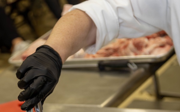 MCAS Iwakuni students get an introduction to Wagyu