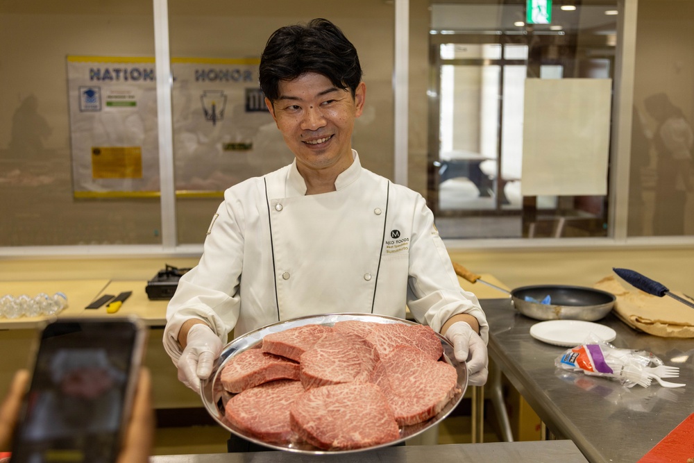 MCAS Iwakuni Introduces Students to Wagyu