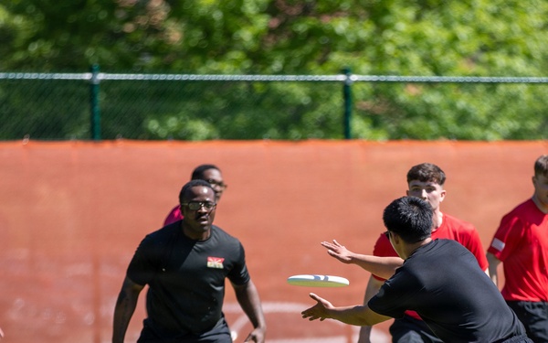 Dragoon Week: 2nd Cavalry Regiment Soldiers compete in ultimate Frisbee during Dragoon Week