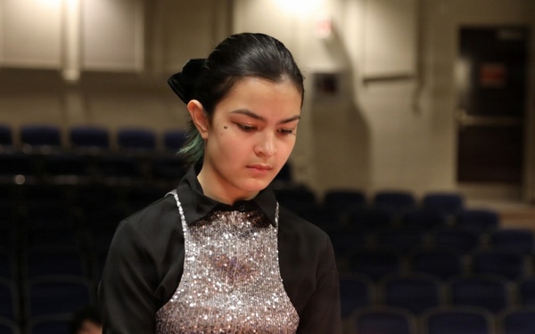 ZMHS senior reflects on year as NHS president, welcomes new members