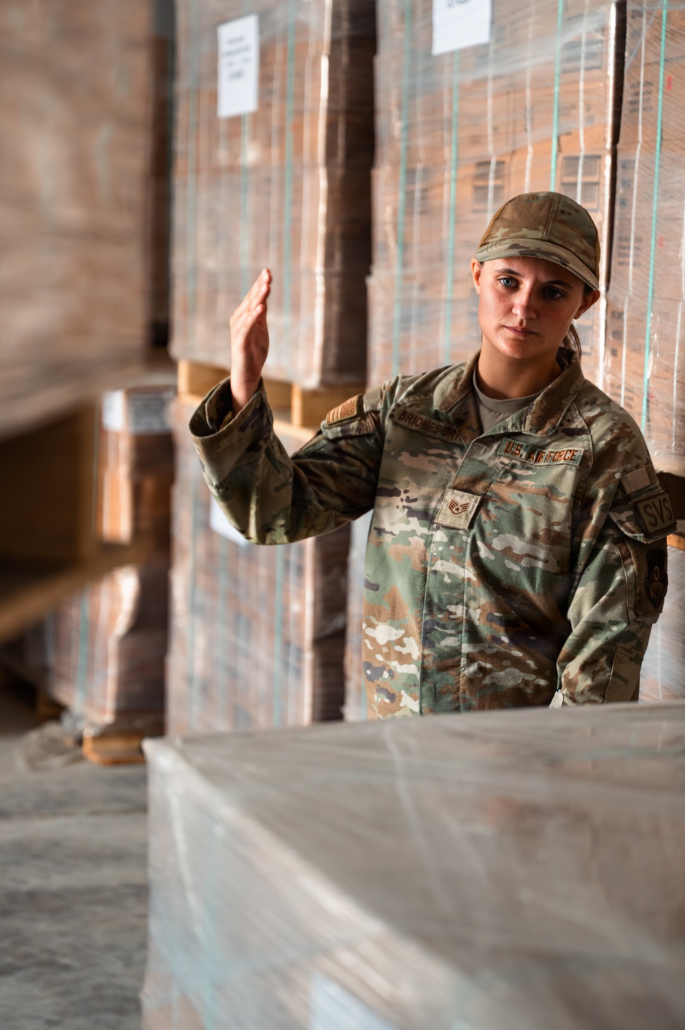 FSS Airmen unload MREs