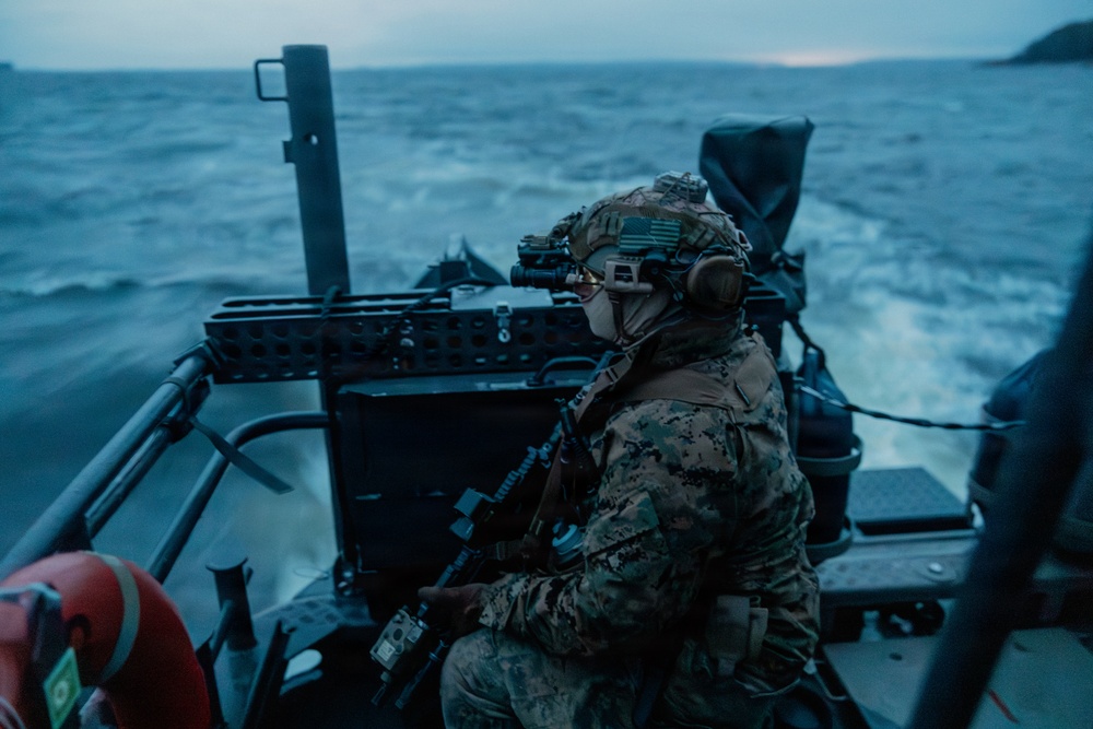 U.S. Recon Marines showcase lethality, expertise with amphibious insertion during training exercise in Finland
