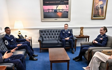 CSAF Wilsbach presents Lance P. Sijan Awards