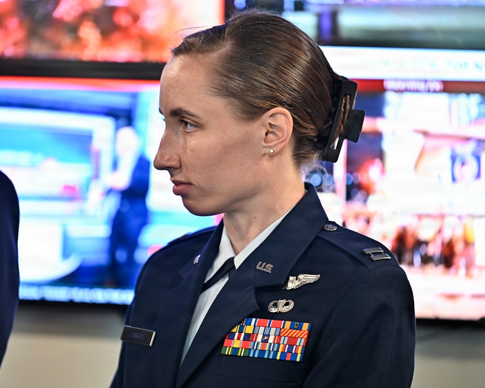 CSAF Wilsbach presents Lance P. Sijan Awards