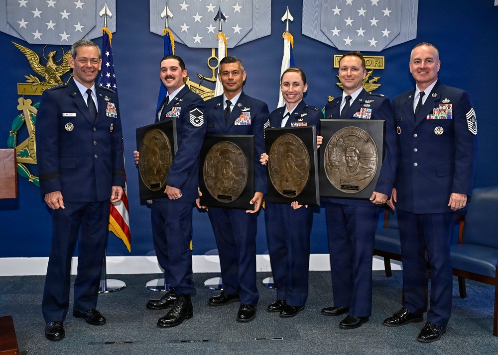 CSAF Wilsbach presents Lance P. Sijan Awards