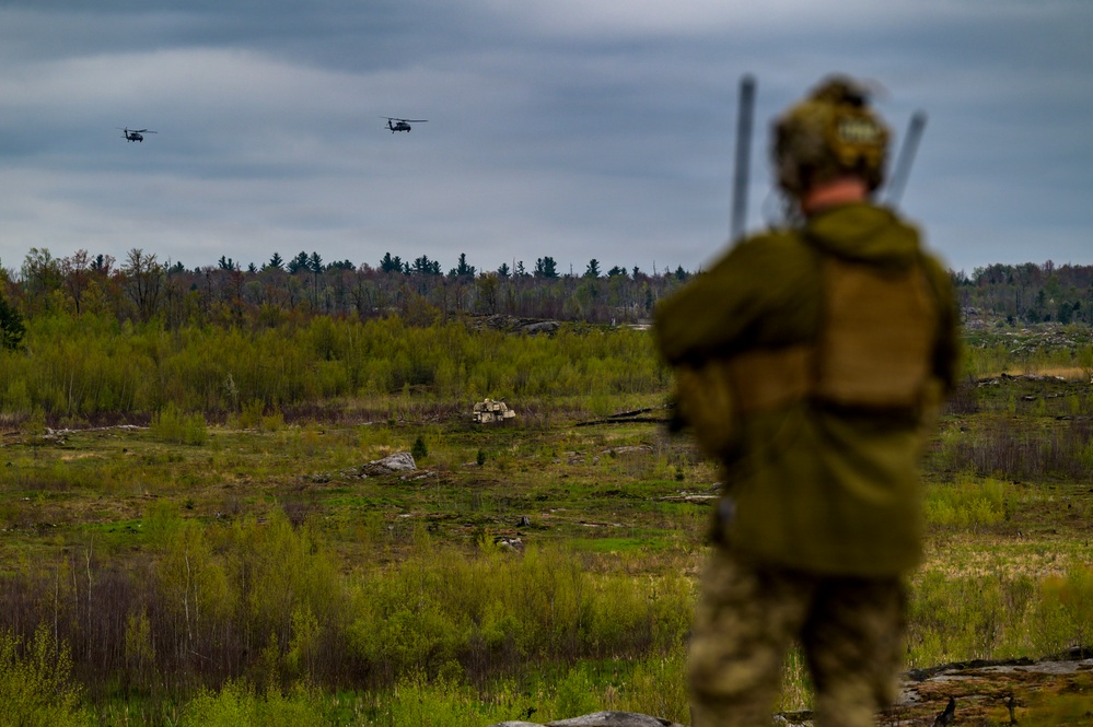HH-60 Pave Hawks Support Joint Training at Fort Drum