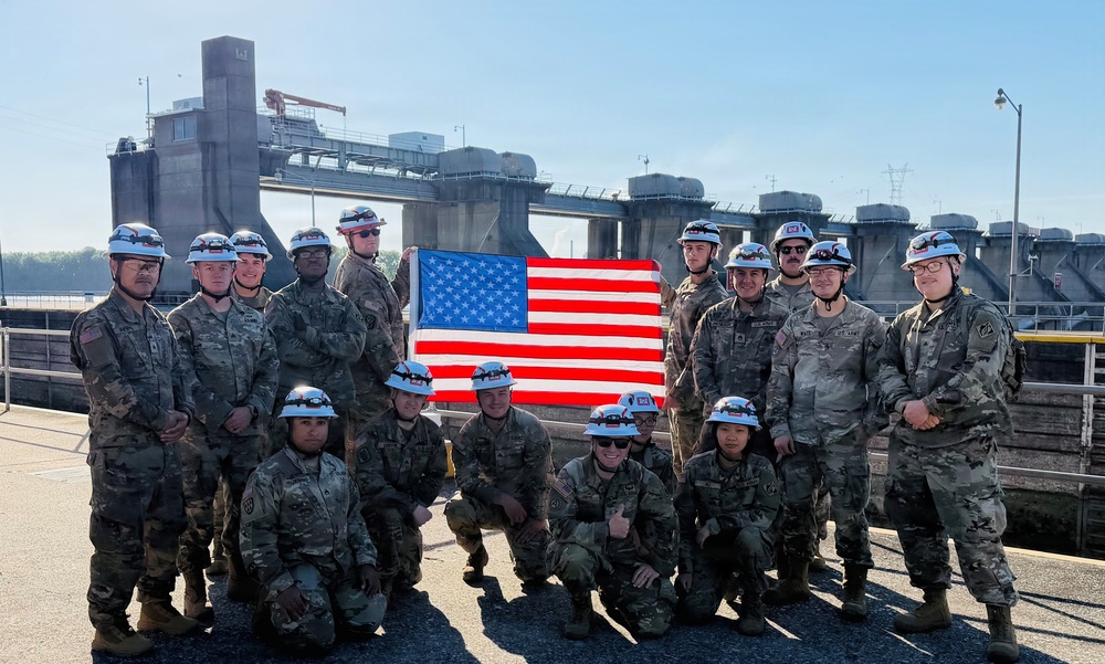 249th Engineer Battalion support to Cannelton Locks and Dam on the Ohio River and the Green River Lock and Dam 1 &amp; 2 facilities