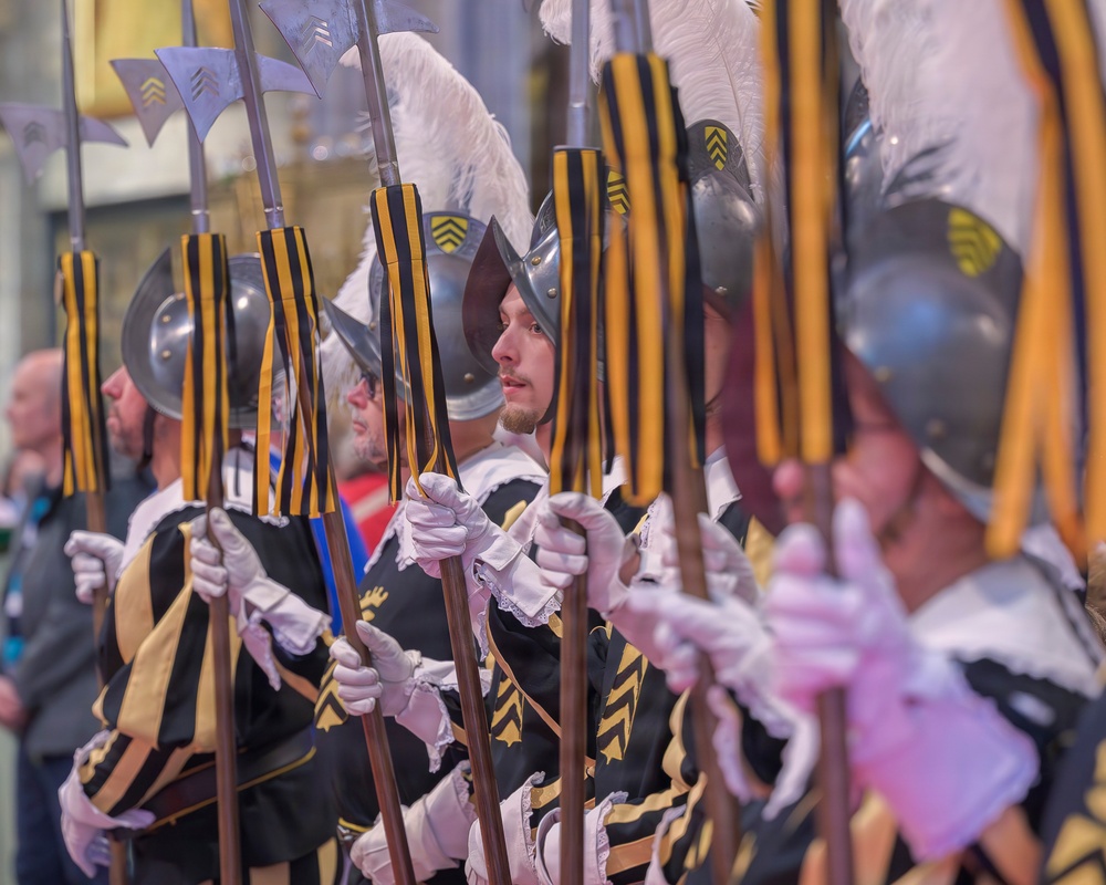 Centuries of tradition marching through the heart of Mons