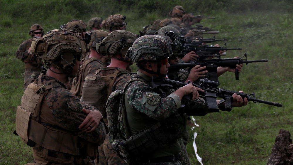 MAREX 2026: USMC, Philippine marines conduct shooting range