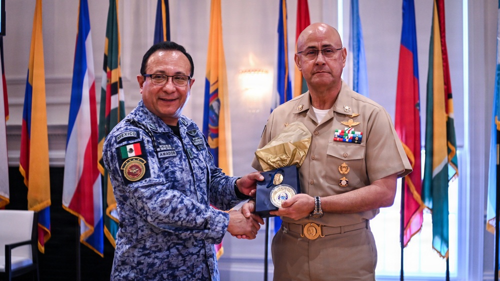 CESNAV Visits IADC for Academic Presentations and Professional Military Education Exchange