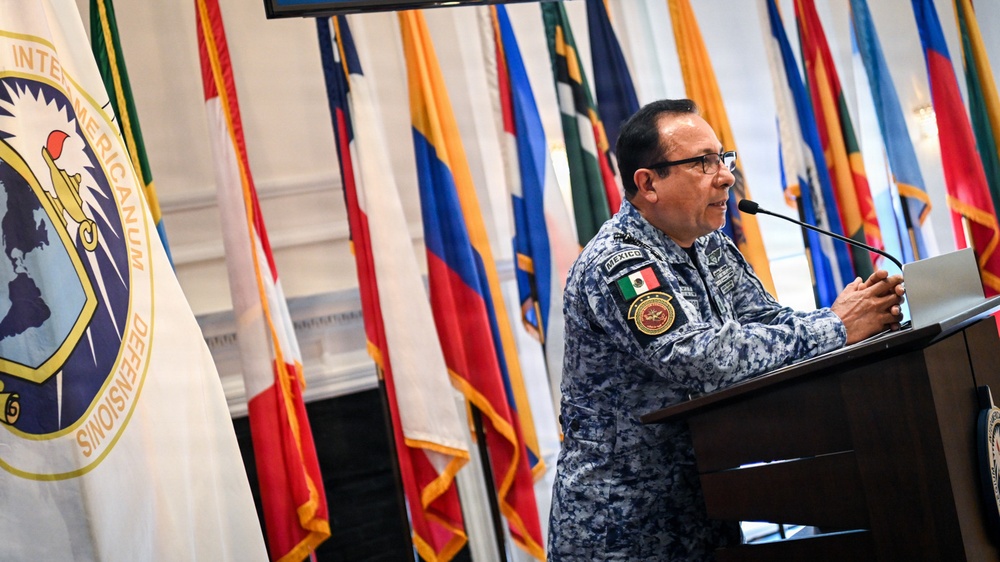 CODENAL Students Receive Academic Briefings at IADC